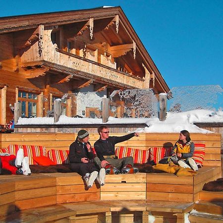 Apartment In Kaltenbach At The Ski Slope Exteriör bild